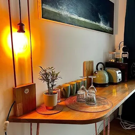 La * Saint-Martin-de-Londres